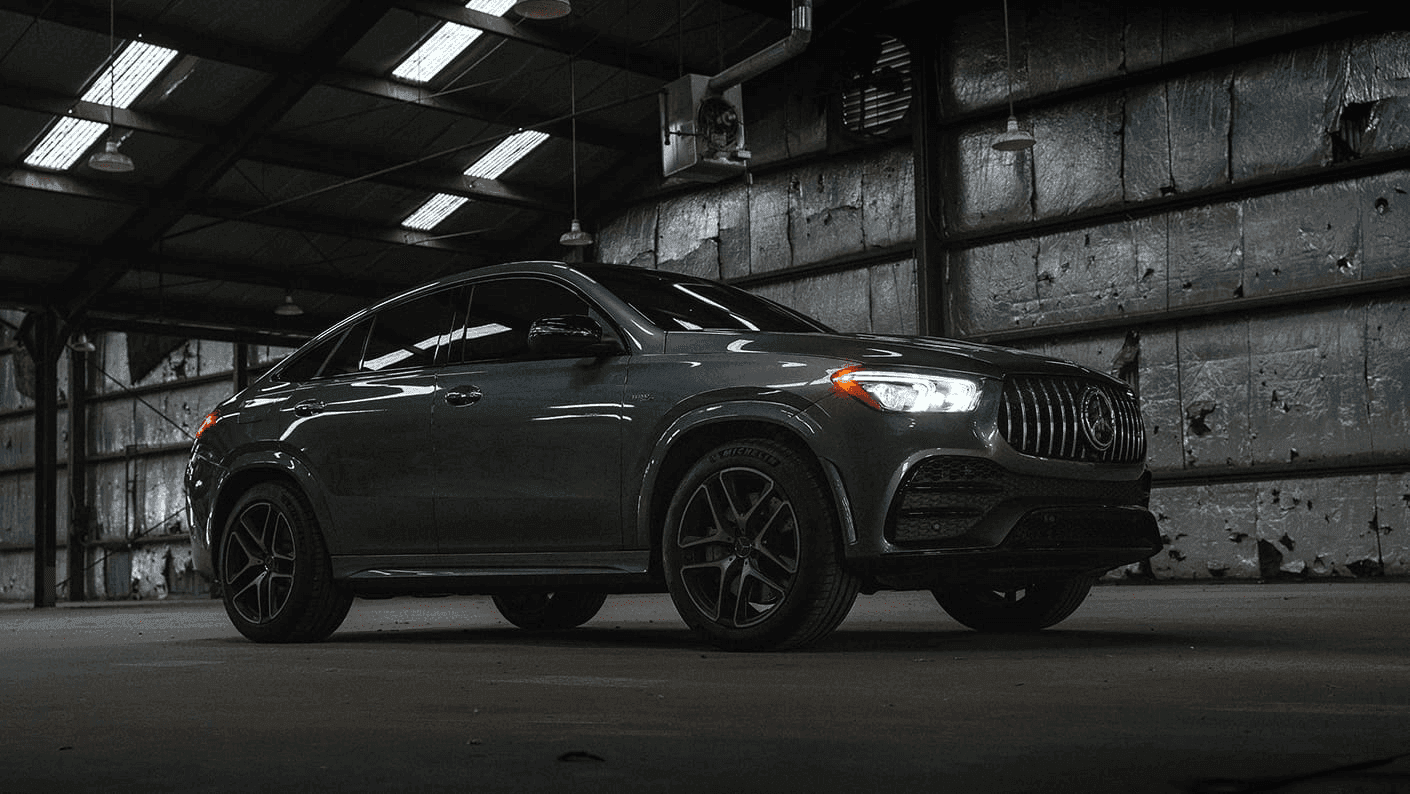 Vehicle gallery image 3