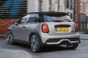 2022 Mini Hatch 3-Door Cooper — photo 17