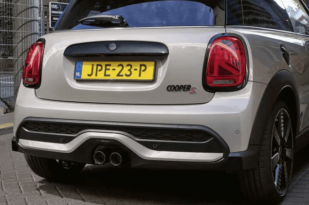 2022 Mini Hatch 3-Door Cooper — photo 16