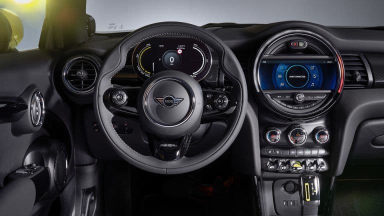 2022 Mini SE EV 135KW ALL4 (181 HP) — photo 9