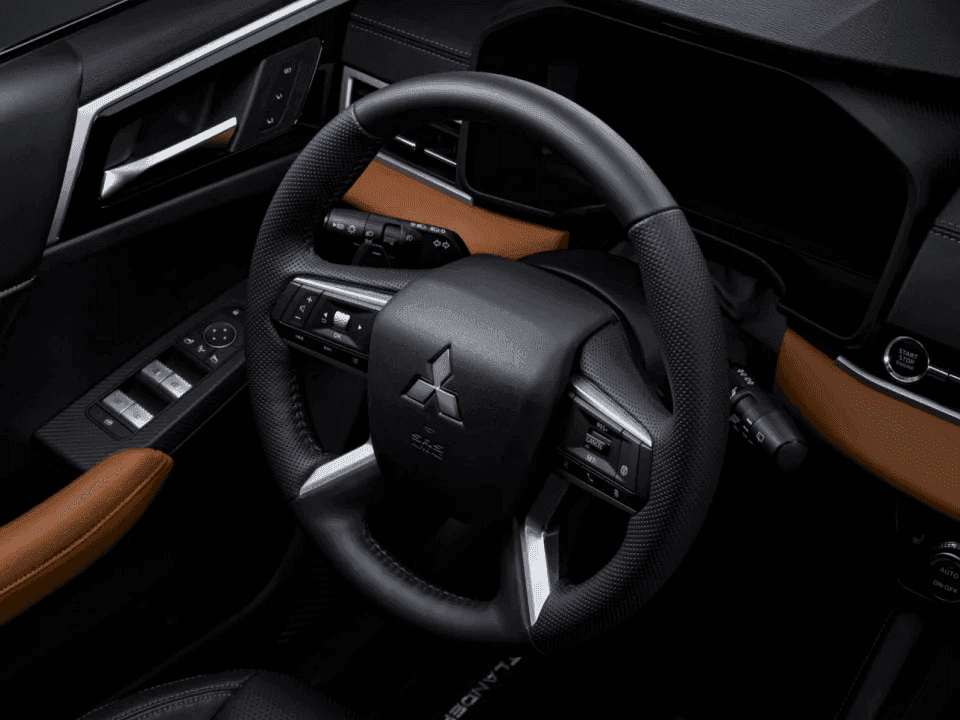 2022 Mitsubishi Outlander 3.0L GLS (7-Seater) High — photo 9