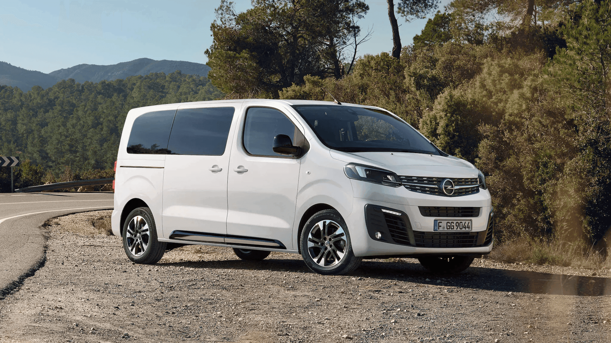 2022 Opel Zafira Life 2.0T 9 Seater — photo 6