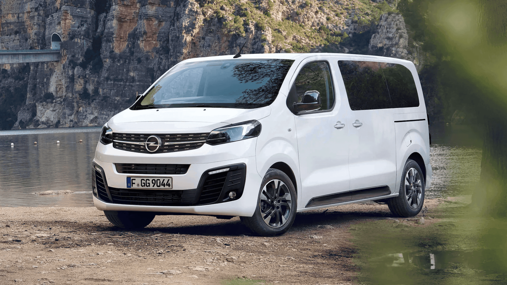 2022 Opel Zafira Life 2.0T 9 Seater — photo 10