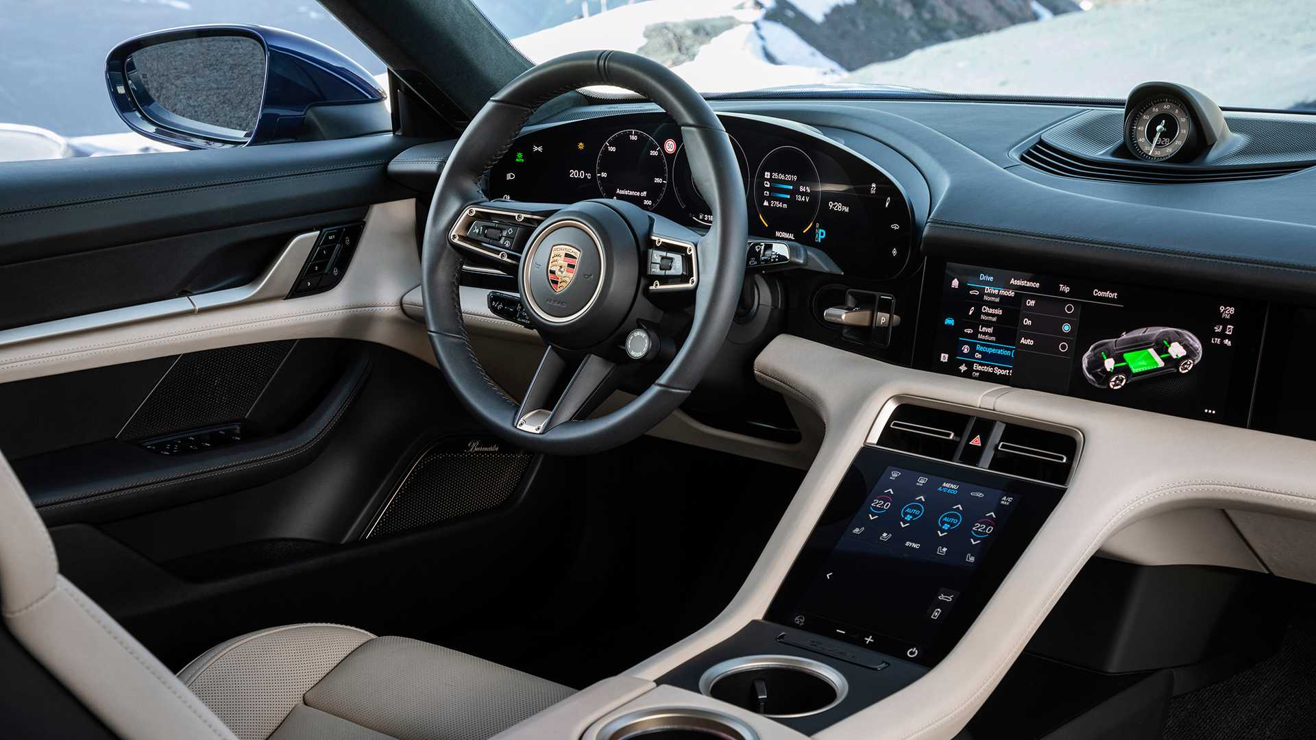2022 Porsche Taycan Base — photo 20