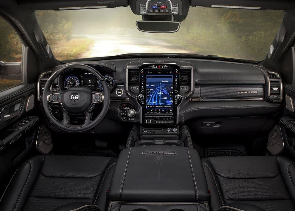 2022 RAM 1500 3.6L Classic ST (Crew Cab) "4x4 — photo 10