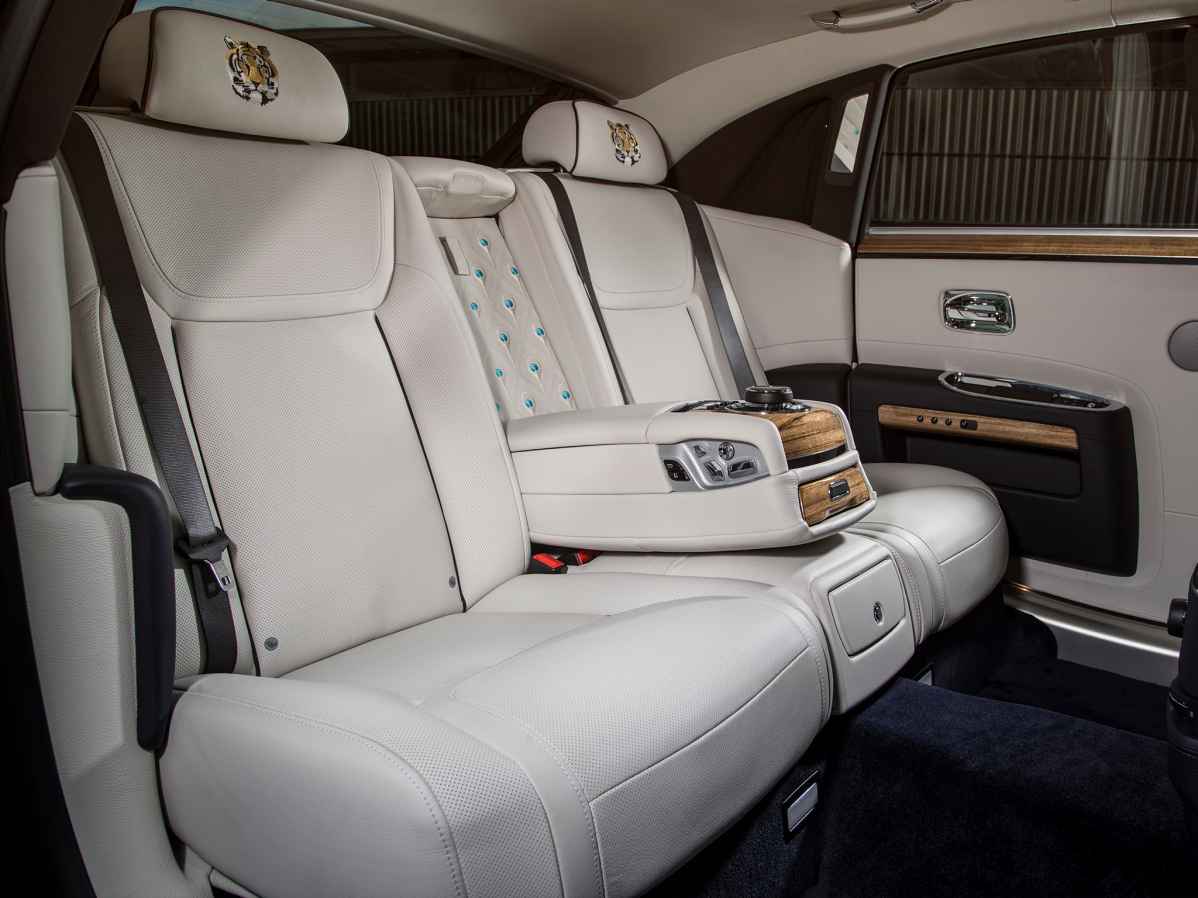 Vehicle gallery image 7