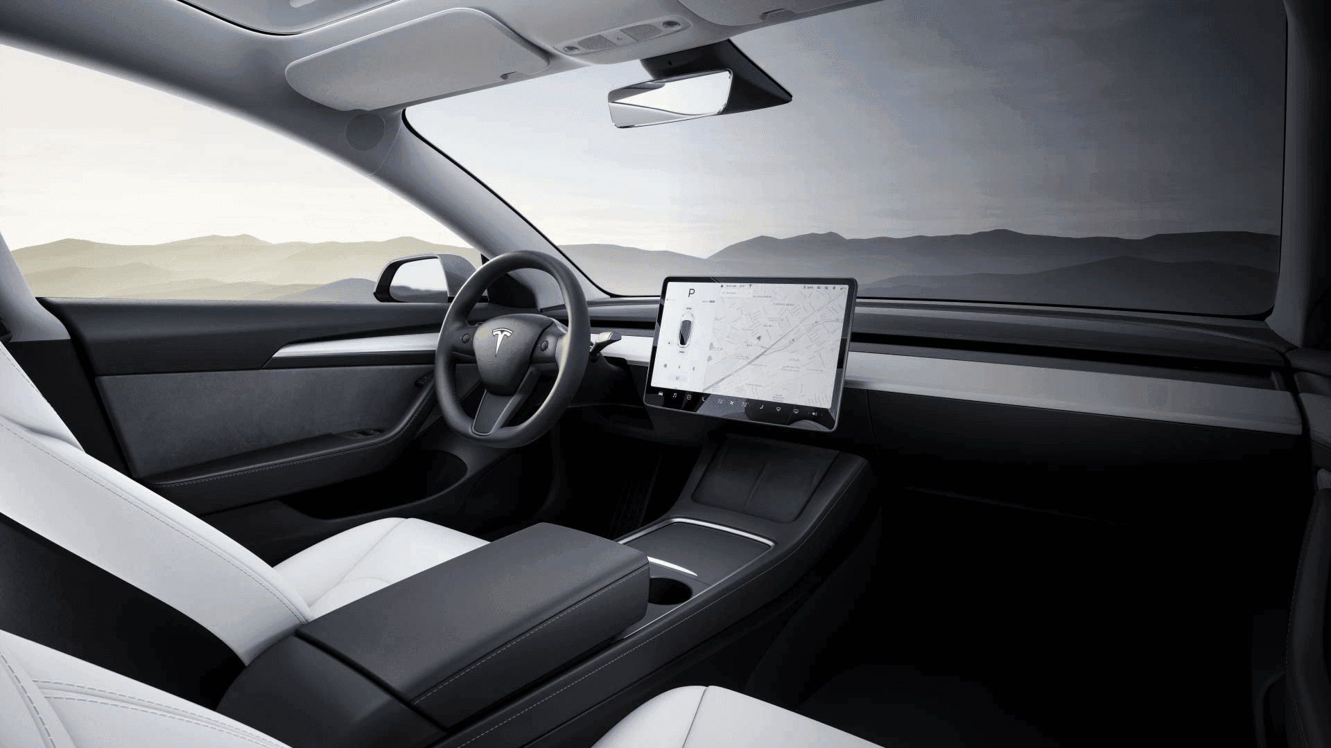 2022 Tesla Model 3 Standard Range Plus — photo 1
