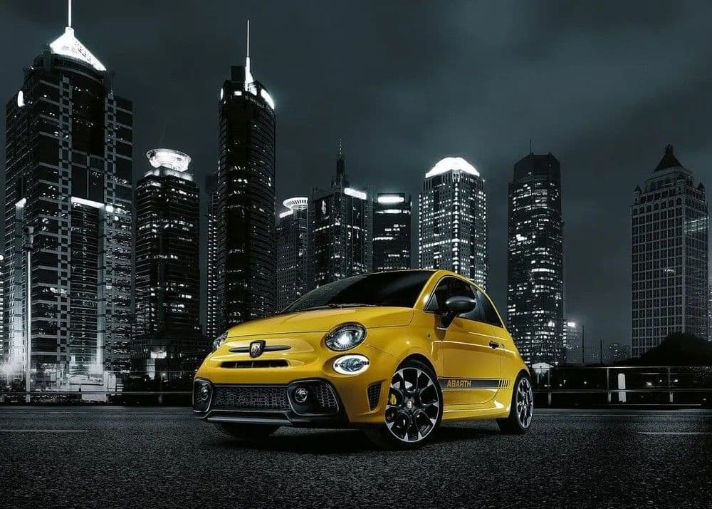 2024 Abarth 595 1.4T Competizione (Hard-Top) — photo 2