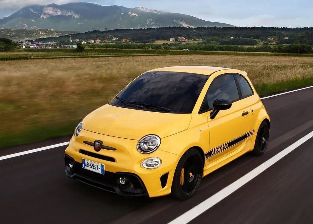 2023 Abarth 595 1.4T Competizione (Hard-Top) — photo 5