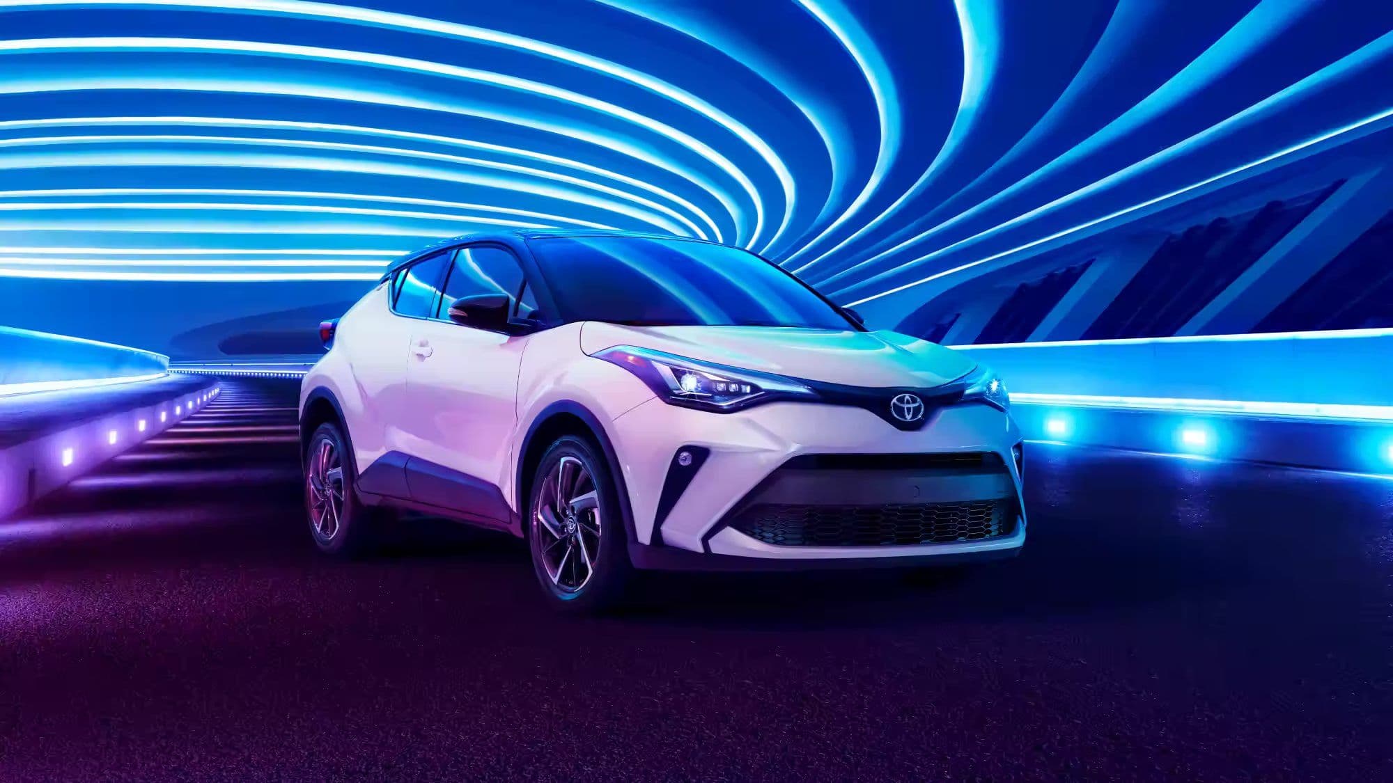 2023 Toyota C-HR 1.8L GX Hybrid — photo 1