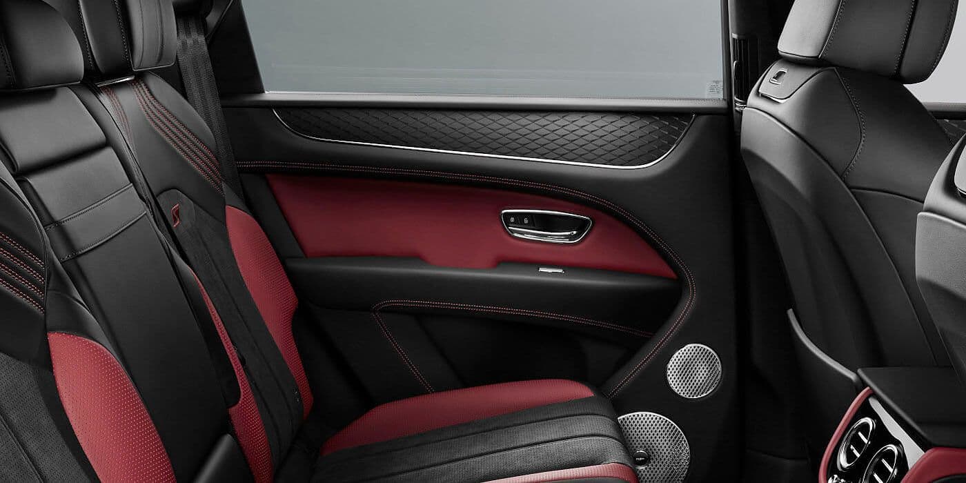 Vehicle gallery image 3