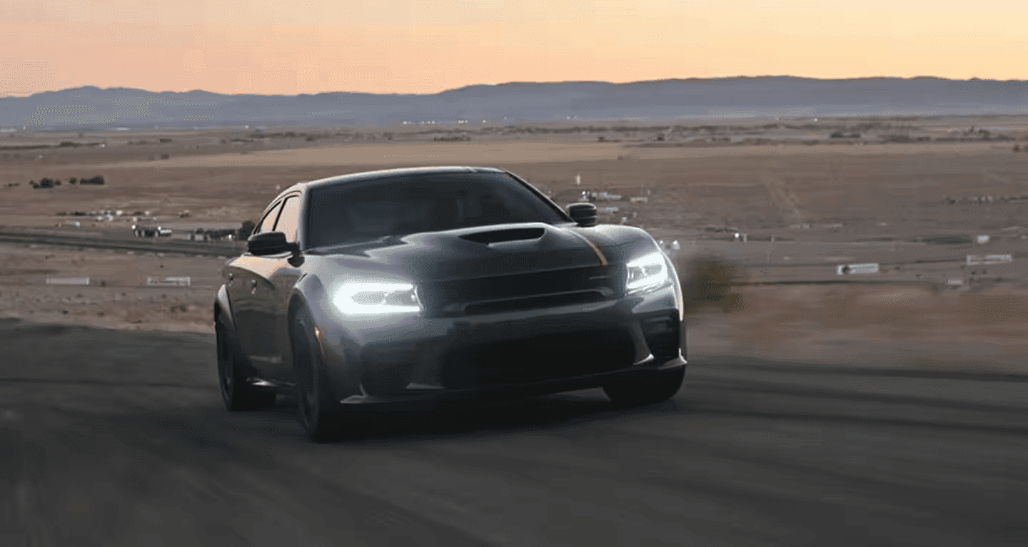 2023 Dodge Charger 6.2L SRT Hellcat A/T — photo 2
