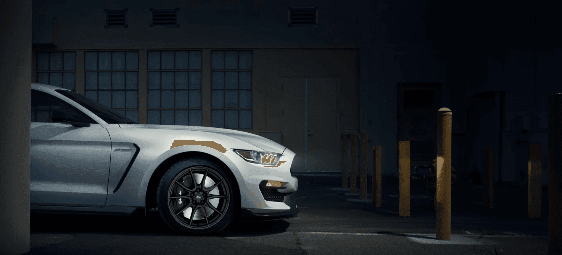 Vehicle gallery image 4