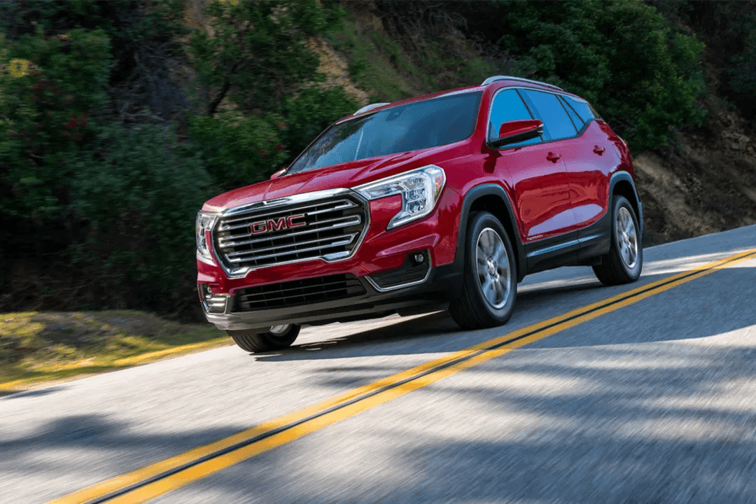 2023 GMC Terrain 1.5T SLE (FWD) — photo 8