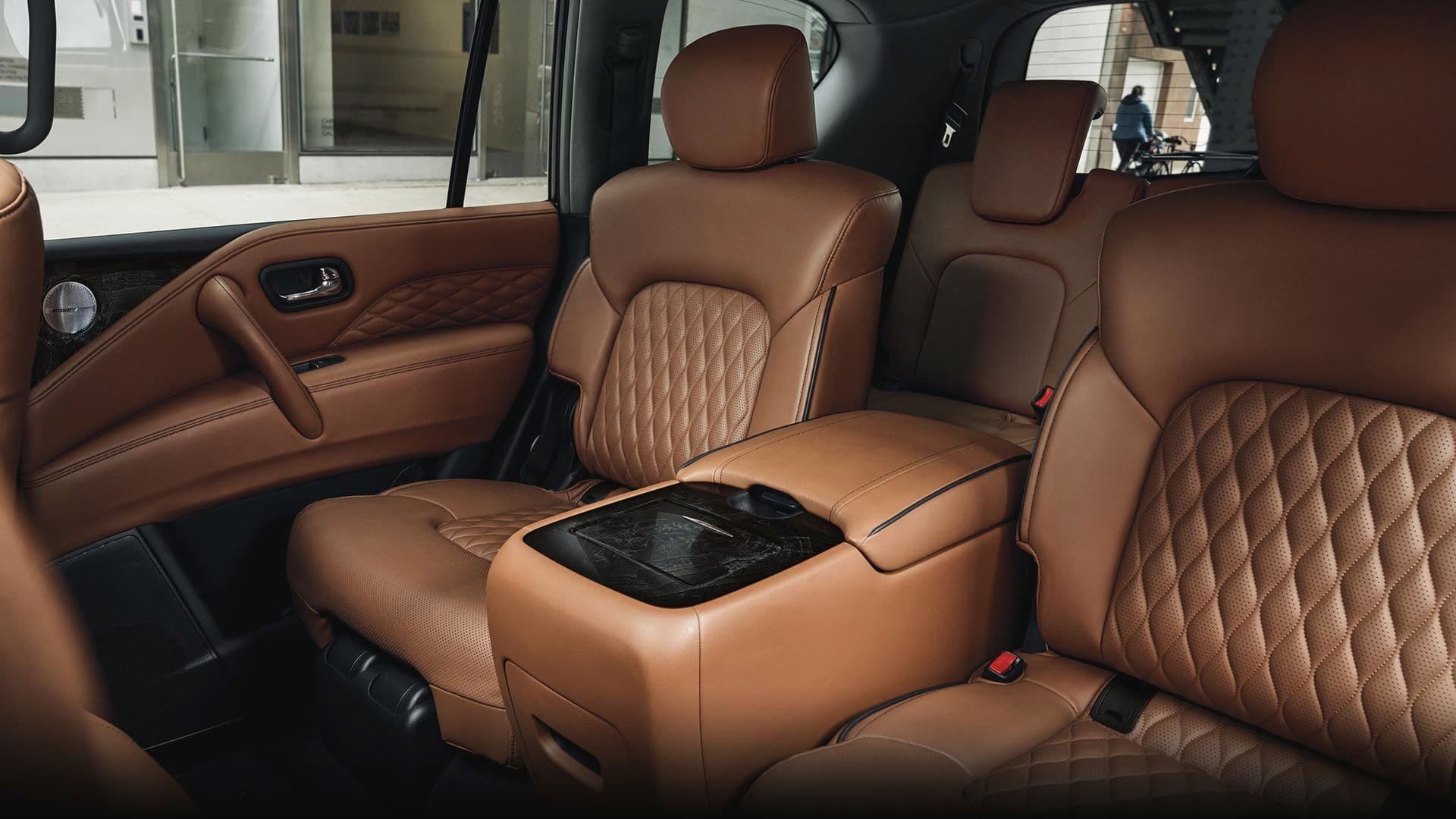 Vehicle gallery image 11