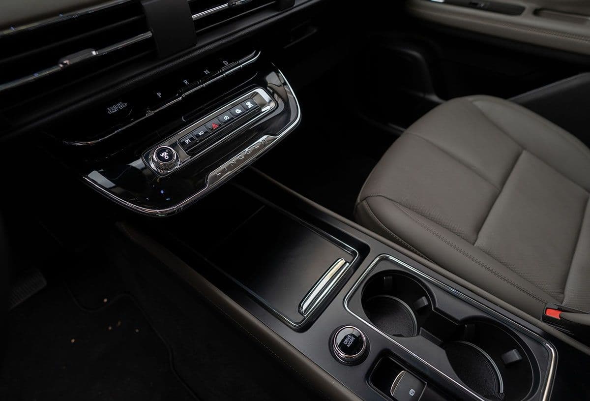 2025 Lincoln Corsair 2.0T Reserve I — photo 4