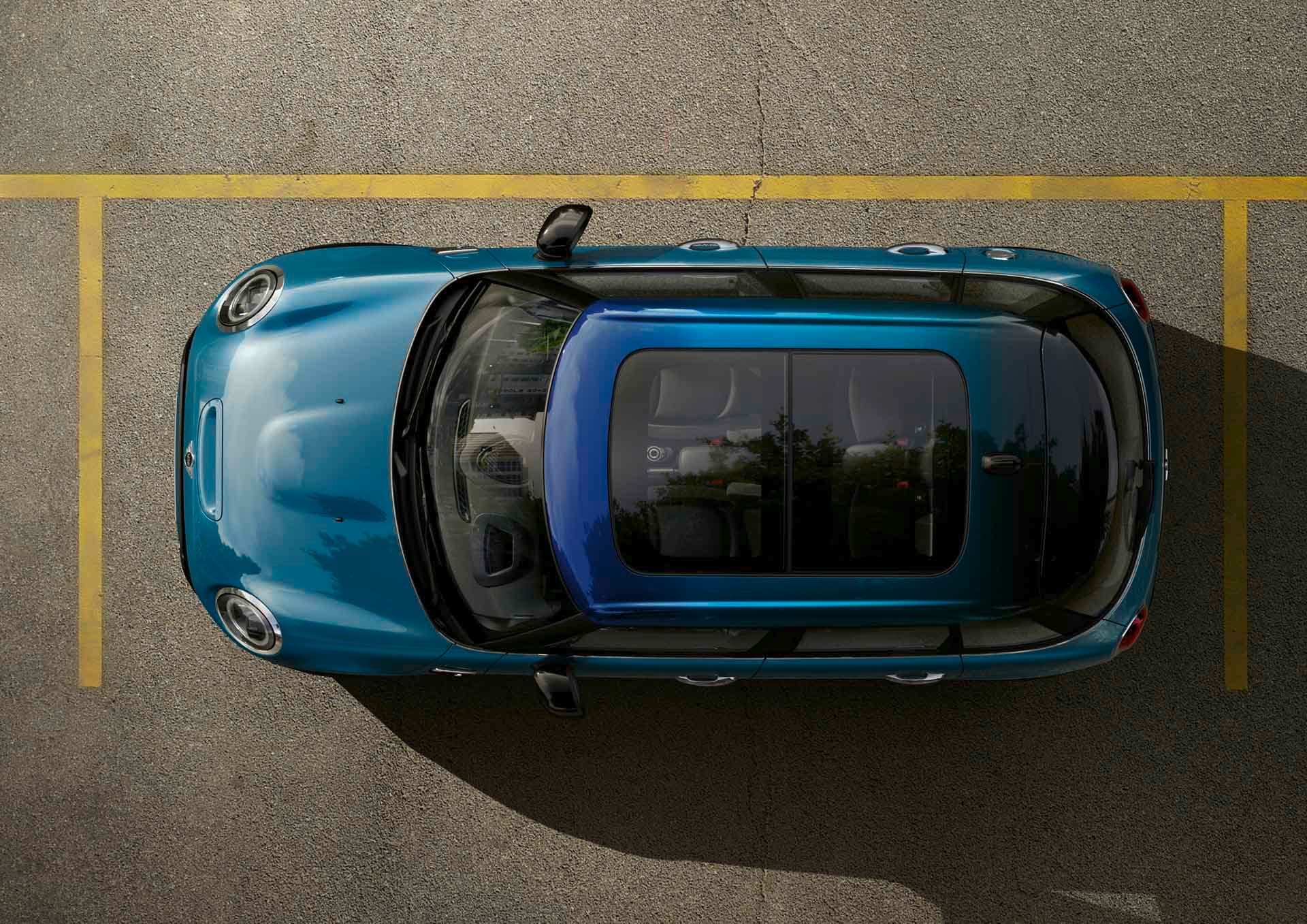2024 Mini Hatch 5-Door Cooper — photo 12