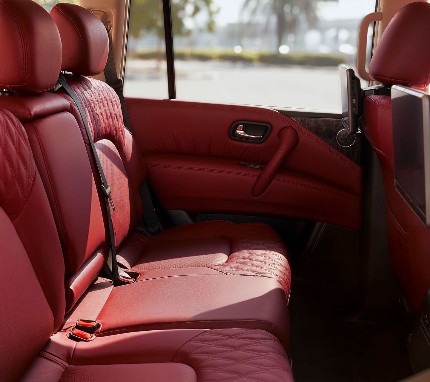 2023 Nissan Patrol 4.0L XE — photo 6