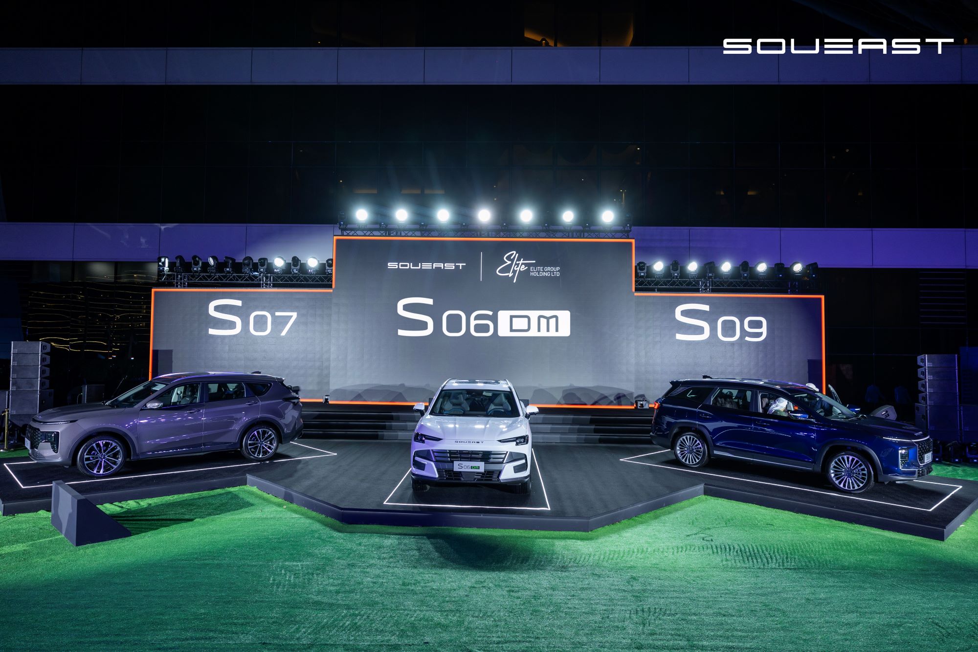 02_ 3 Car Model.JPG