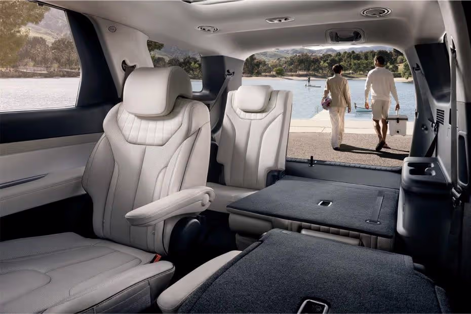 hyundai-palisade-folding-seats-827703.avif