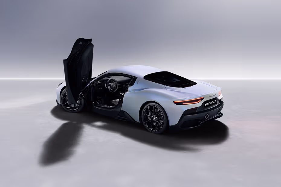 maserati-mc20-rear-cross-side-view-.avif