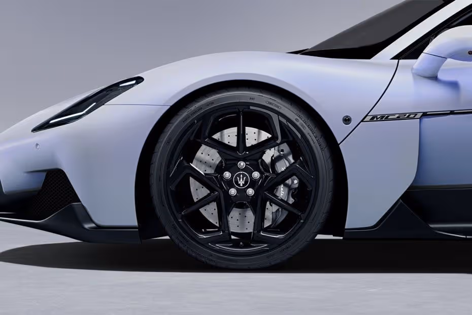 maserati-mc20-wheel-.avif