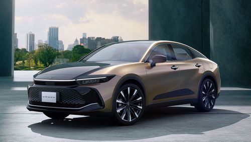 Toyota's Hybrid Car Line-Up In UAE For 2023!