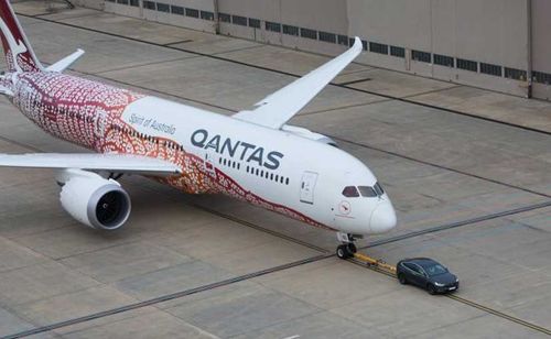 Tesla Sets A New World Record By Towing A Boeing 787