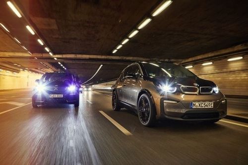 BMW Updates Battery Capacity On The New i3 And i3S