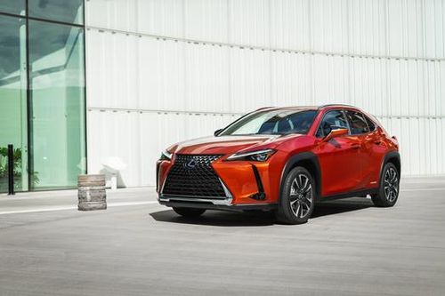 Paris Motor Show 2018: Lexus Reveals UX 250h Crossover SUV