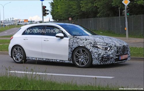 SPIED! Mercedes-Benz A45 AMG Spotted With Wider Front Fenders