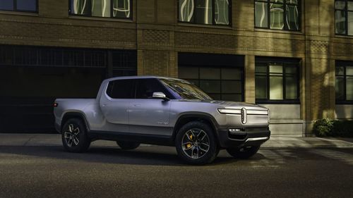 Rivian Unleashes R1T With 680Km Range